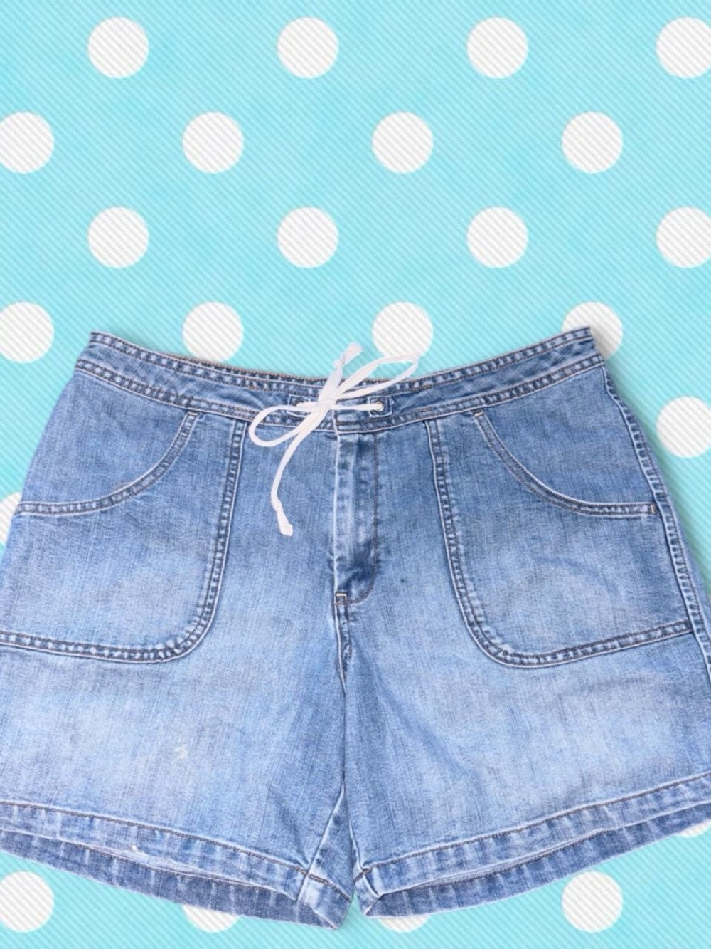 Vintage old navy Women's Light Blue Denim Shorts with Drawstring